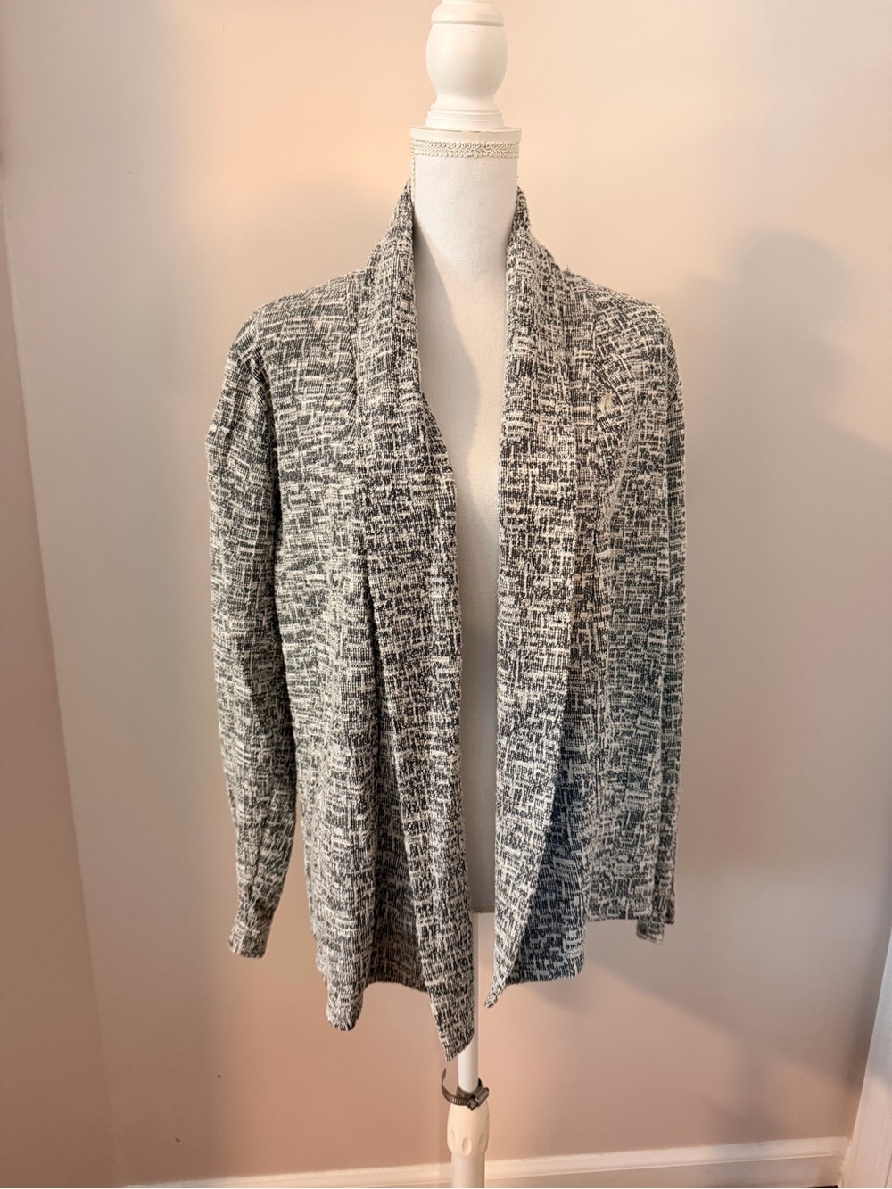 Van Heusen Black and White Marled Open Cardigan